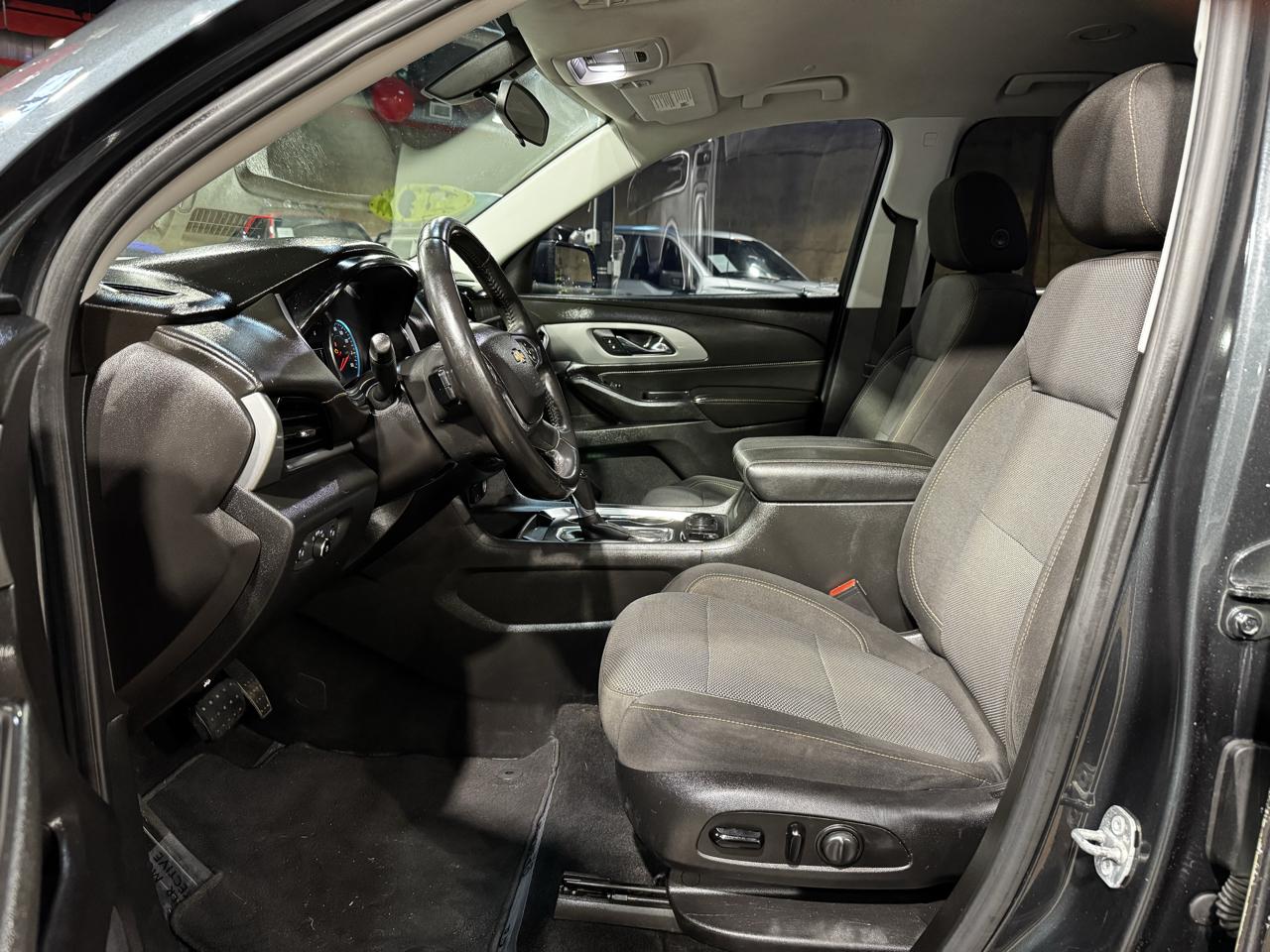 Chevrolet Traverse FWD 4dr LT Cloth w/1LT 2018