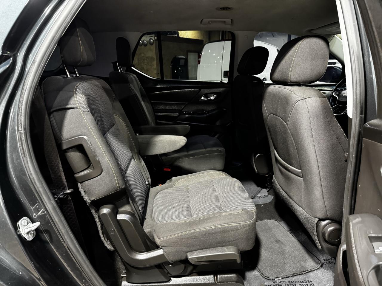 Chevrolet Traverse FWD 4dr LT Cloth w/1LT 2018
