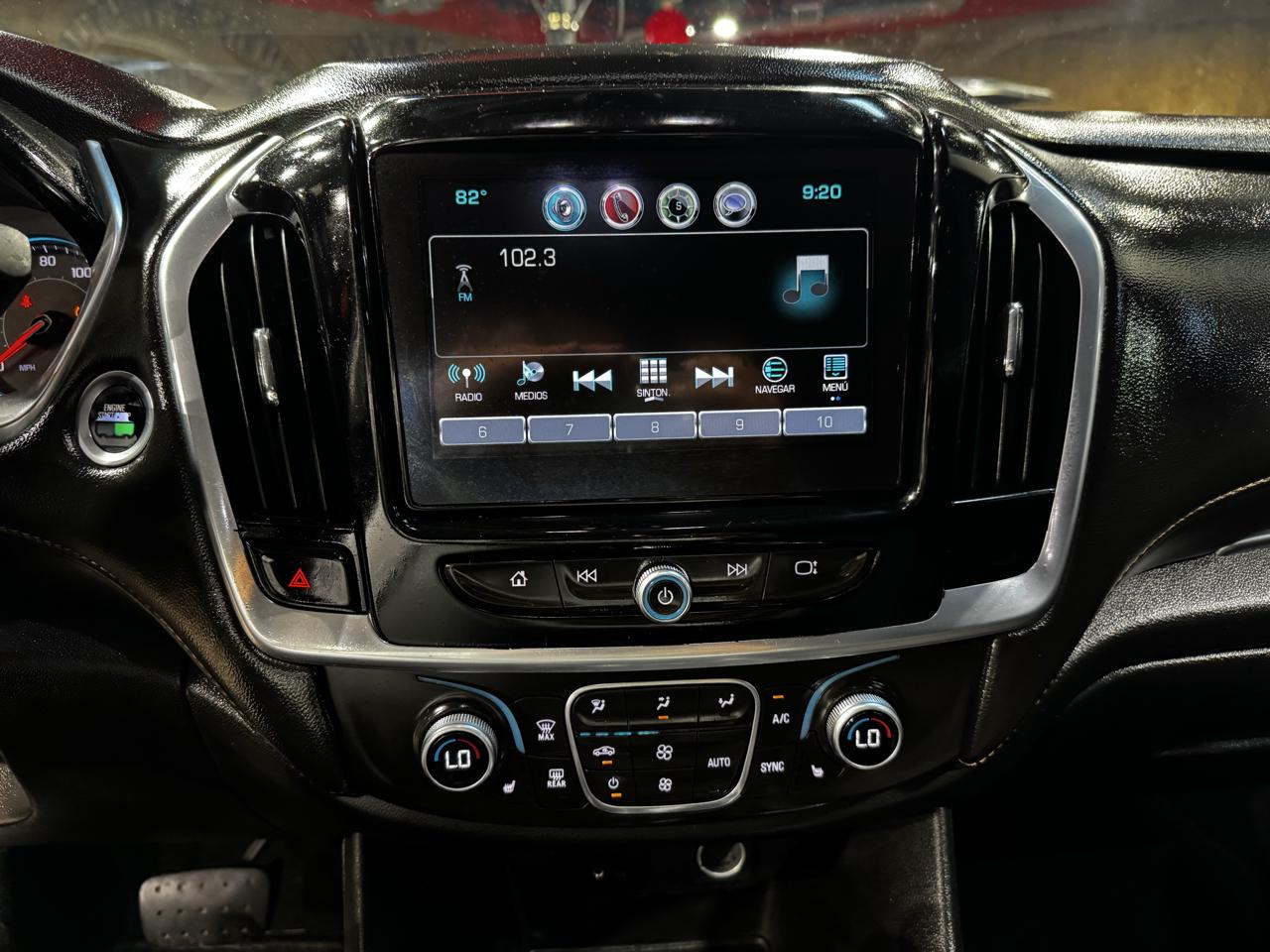 Chevrolet Traverse FWD 4dr LT Cloth w/1LT 2018