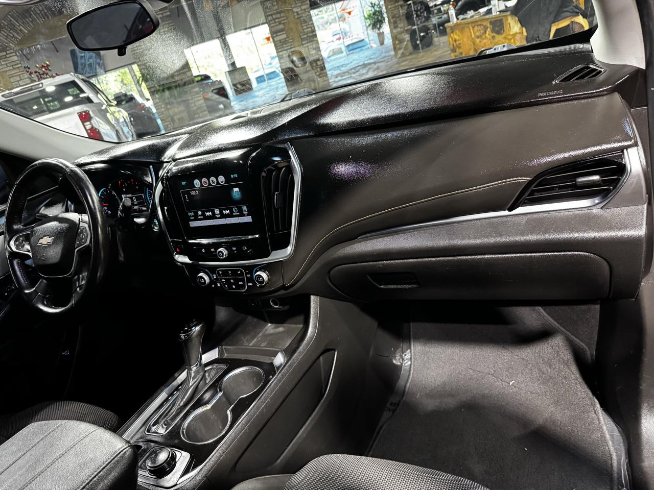 Chevrolet Traverse FWD 4dr LT Cloth w/1LT 2018