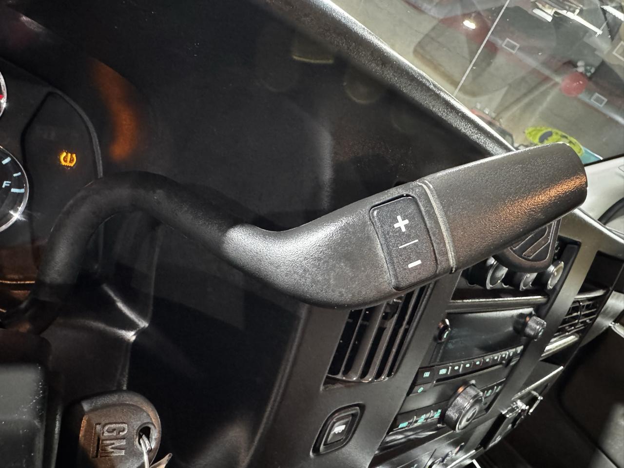 Chevrolet Express Cargo Van RWD 2500 135" 2020