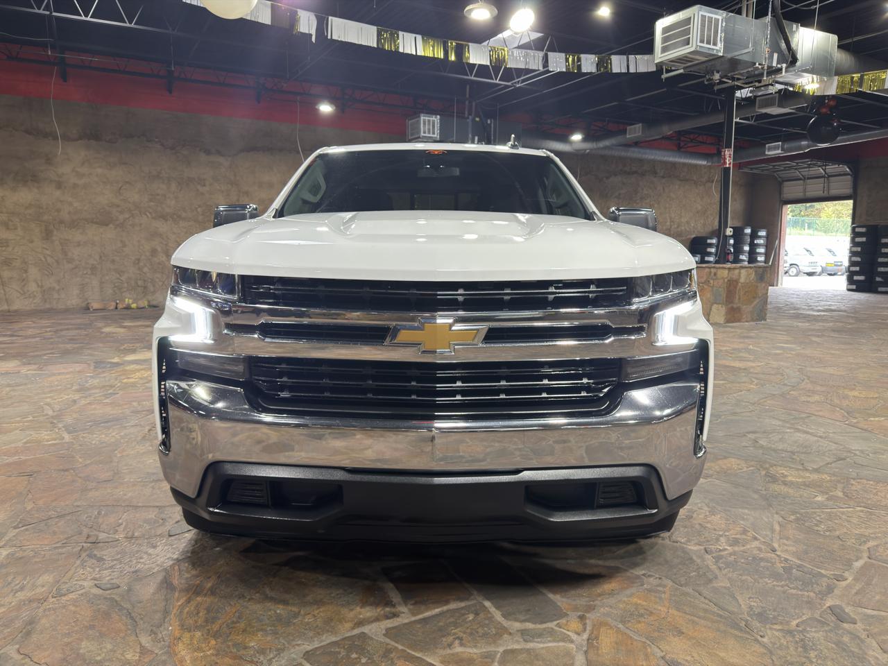 Chevrolet Silverado 1500 2WD Crew Cab 147" LT 2021