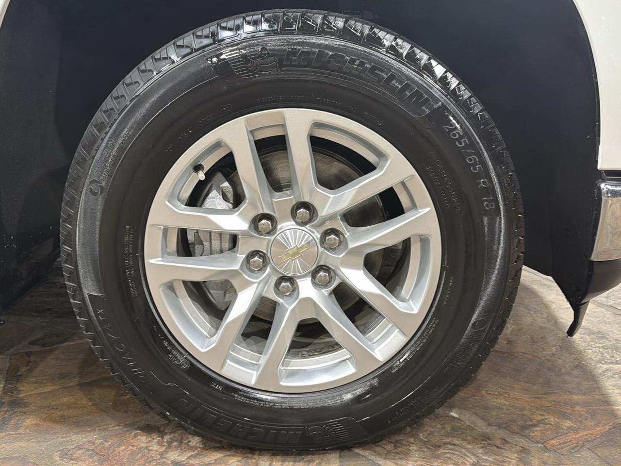 Chevrolet Silverado 1500 2WD Crew Cab 147" LT 2021