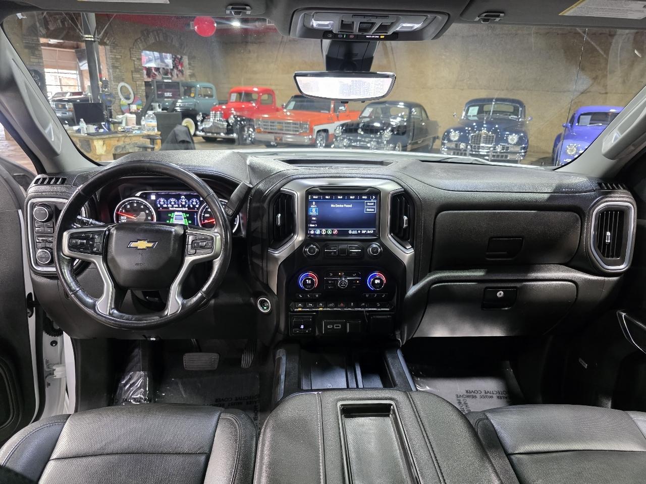 Chevrolet Silverado 1500 LTD 4WD Crew Cab 147" LTZ 2022