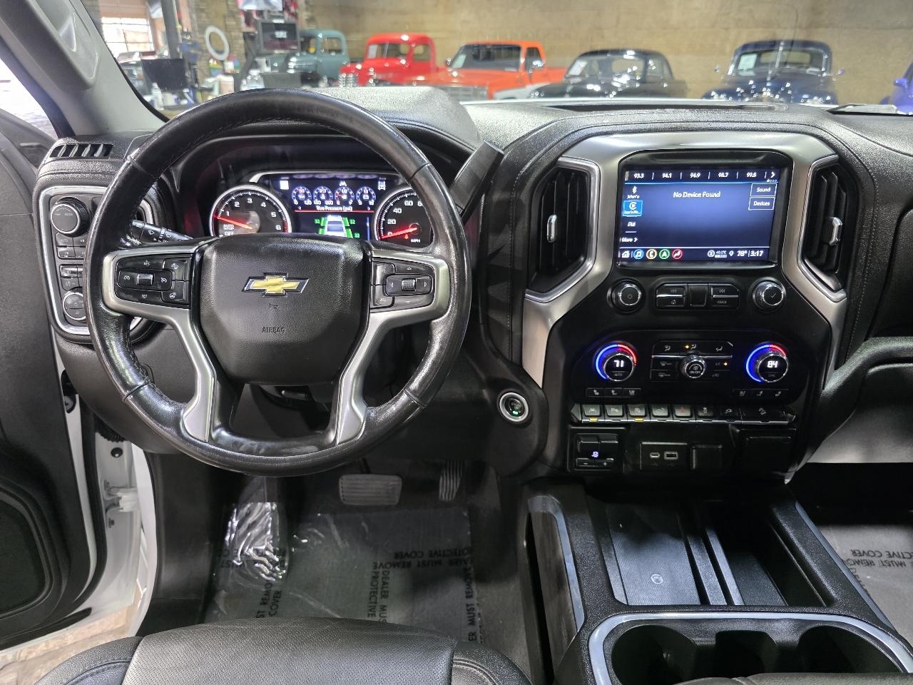 Chevrolet Silverado 1500 LTD 4WD Crew Cab 147" LTZ 2022