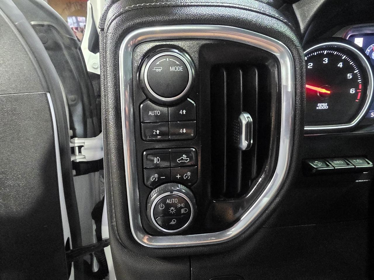 Chevrolet Silverado 1500 LTD 4WD Crew Cab 147" LTZ 2022