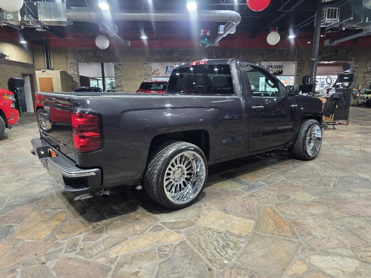 Chevrolet Silverado 1500 2WD Reg Cab 119.0" LS 2015