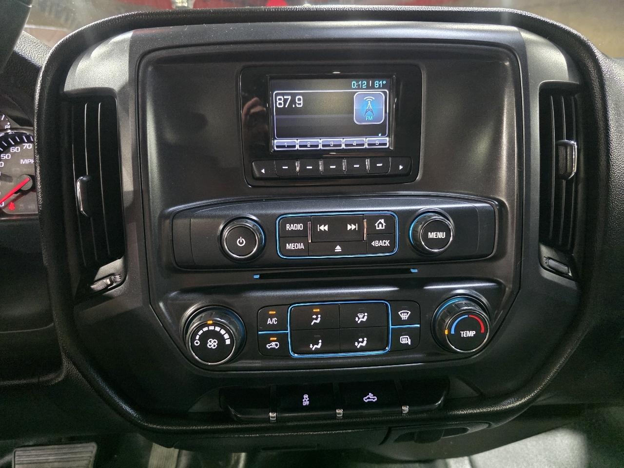 Chevrolet Silverado 1500 2WD Reg Cab 119.0" LS 2015