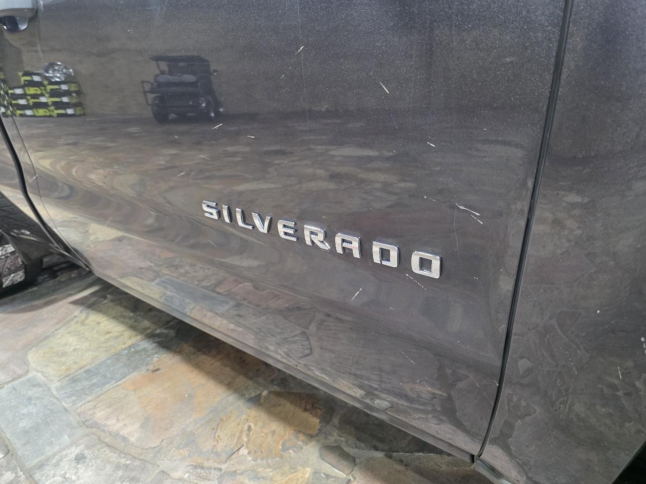 Chevrolet Silverado 1500 2WD Reg Cab 119.0" LS 2015