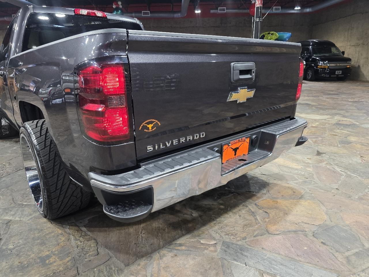 Chevrolet Silverado 1500 2WD Reg Cab 119.0" LS 2015