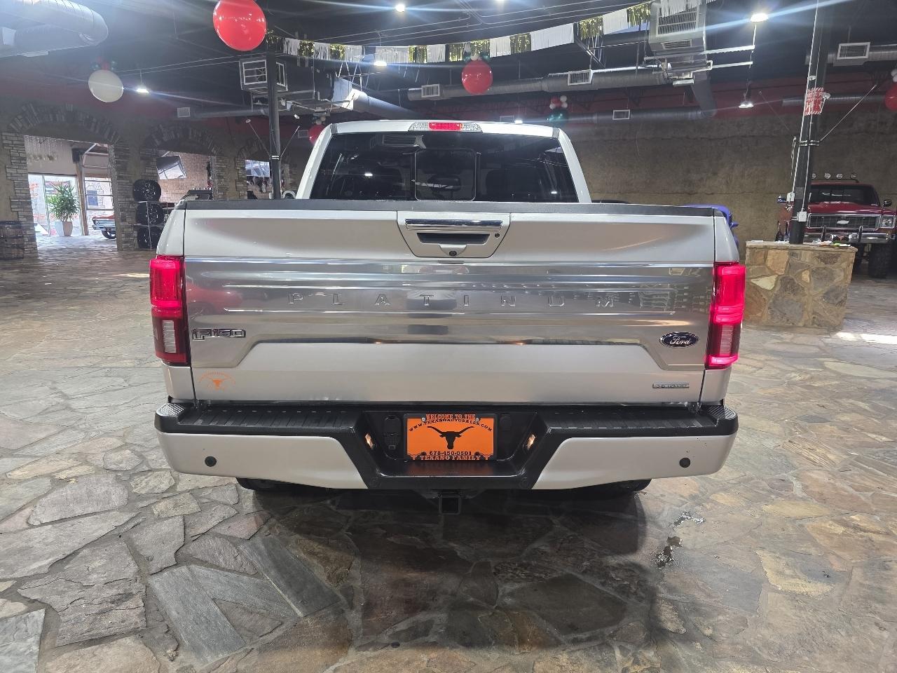 Ford F-150 2WD SuperCrew 145" Platinum 2019
