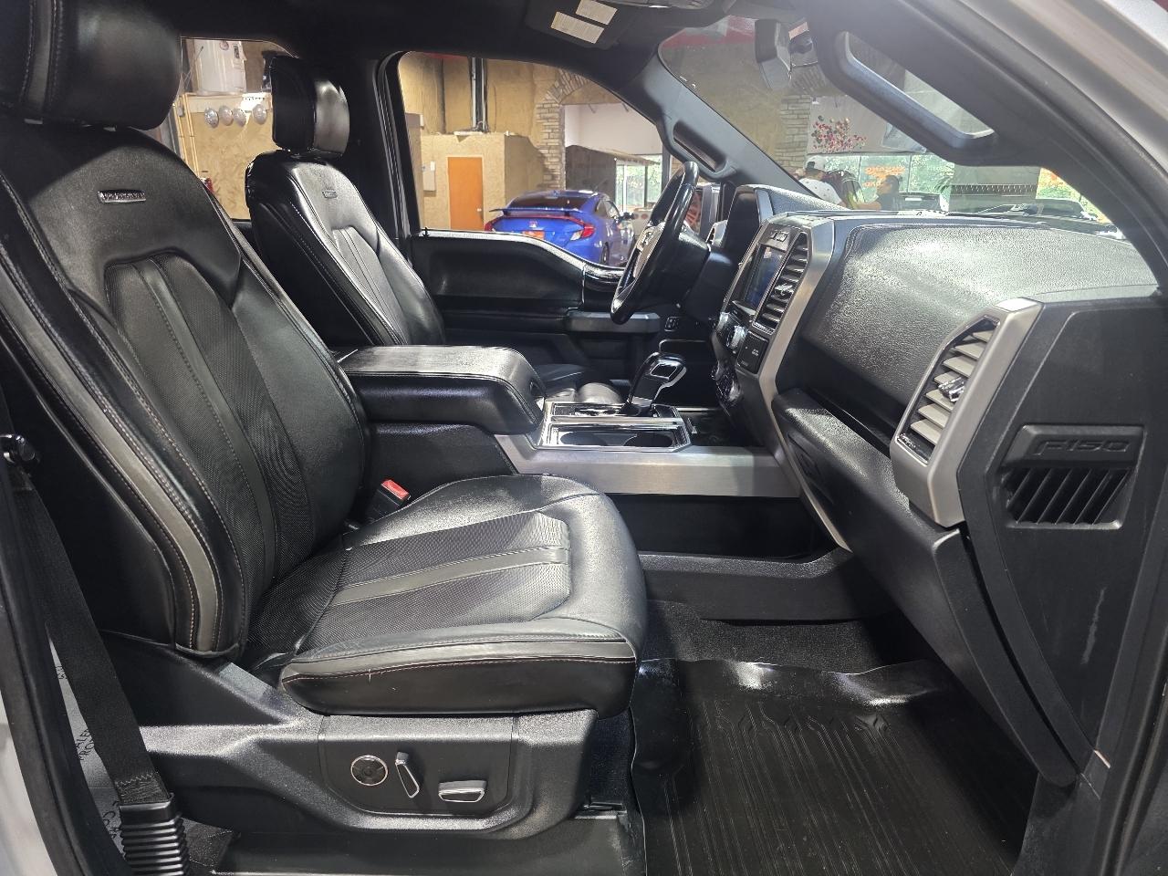 Ford F-150 2WD SuperCrew 145" Platinum 2019