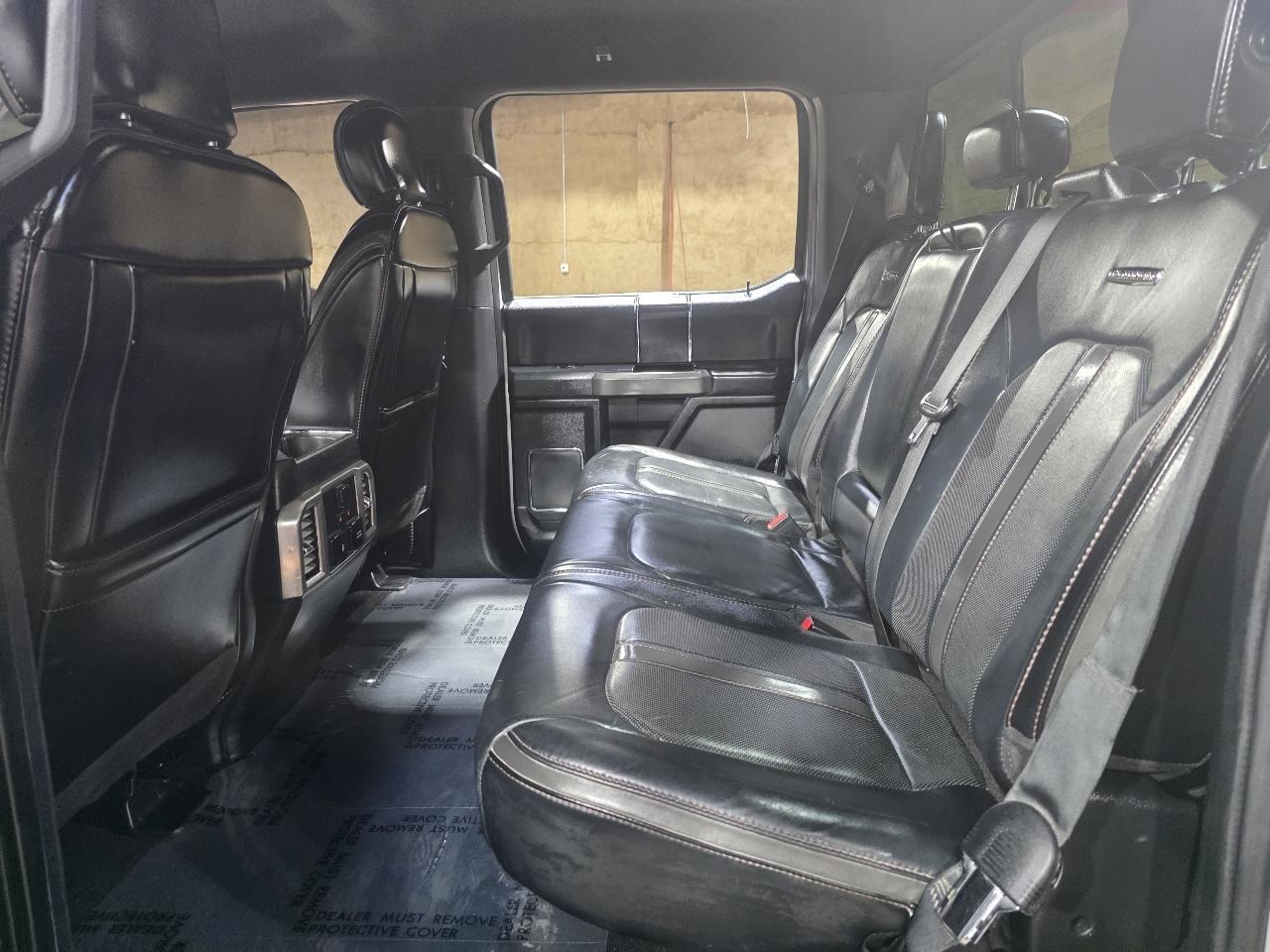 Ford F-150 2WD SuperCrew 145" Platinum 2019