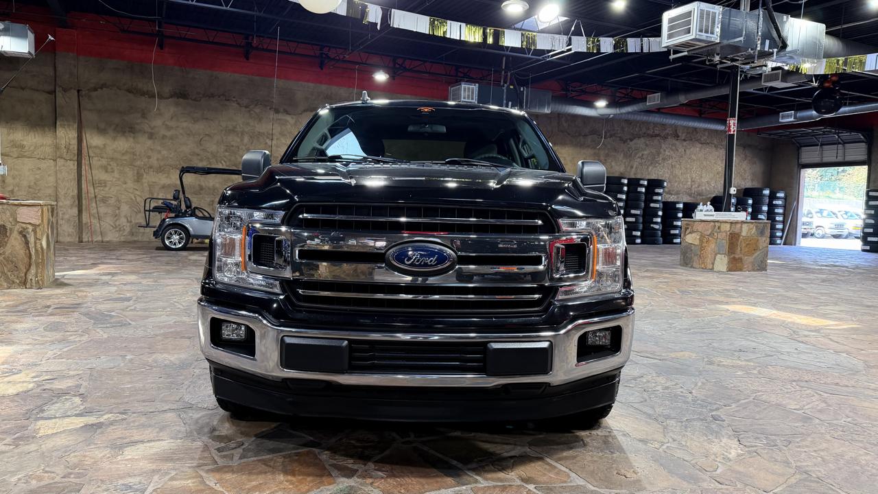 Ford F-150 2WD Reg Cab 122.5" XLT 2019