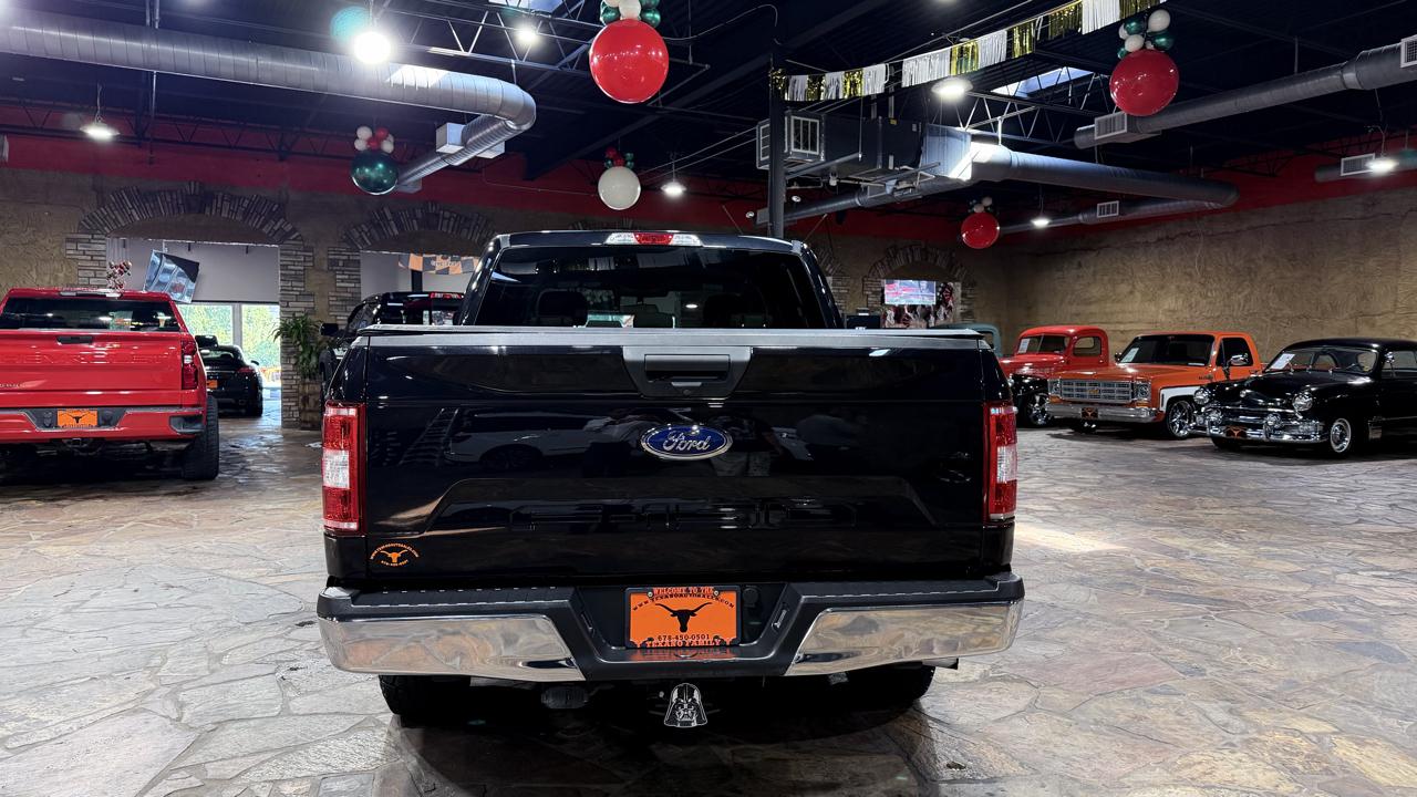 Ford F-150 2WD Reg Cab 122.5" XLT 2019