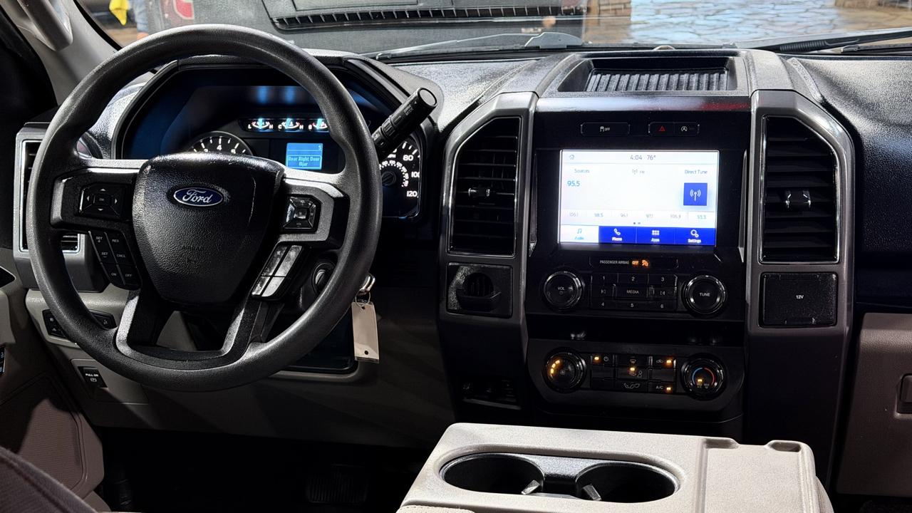 Ford F-150 2WD Reg Cab 122.5" XLT 2019