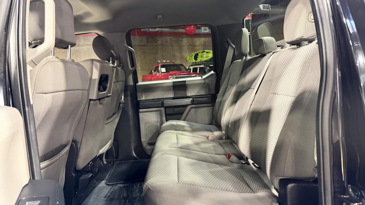 Ford F-150 2WD Reg Cab 122.5" XLT 2019
