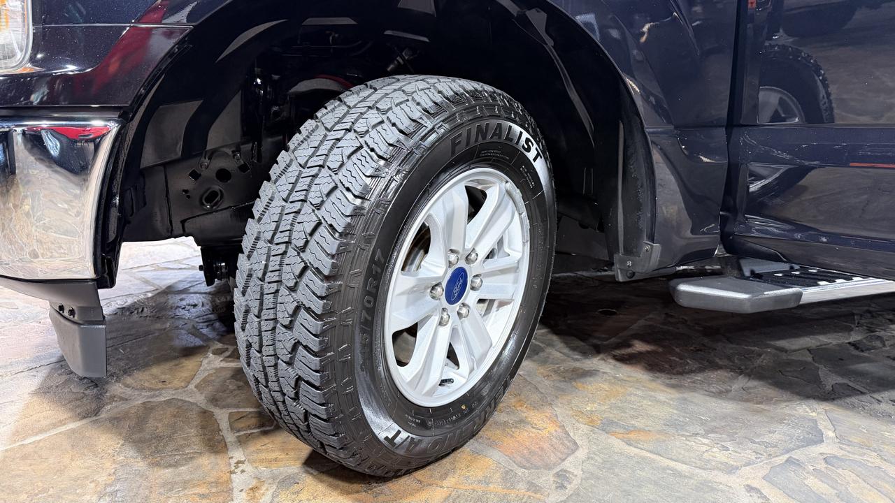 Ford F-150 2WD Reg Cab 122.5" XLT 2019