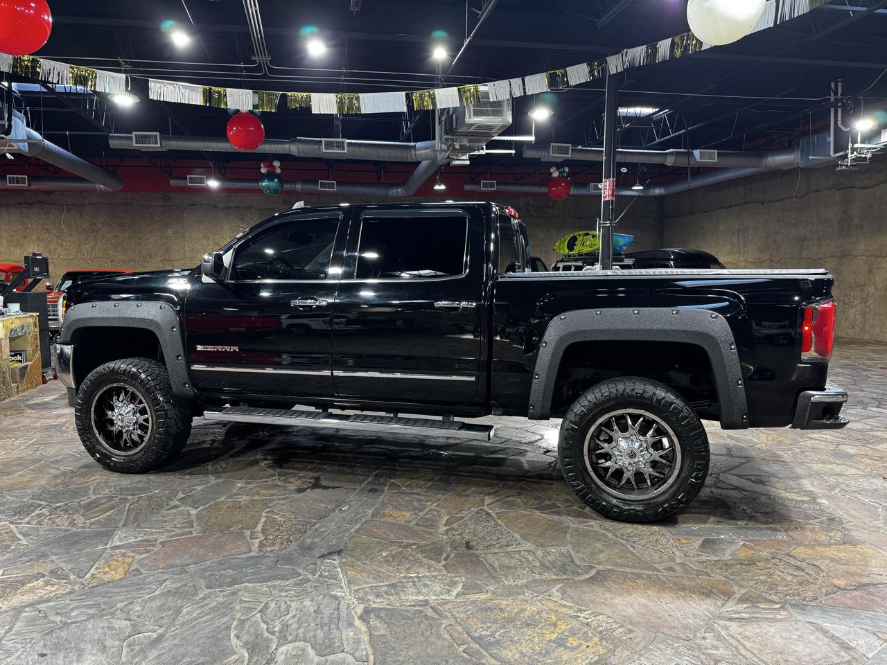 GMC Sierra 1500 4WD Crew Cab 143.5" SLT 2018