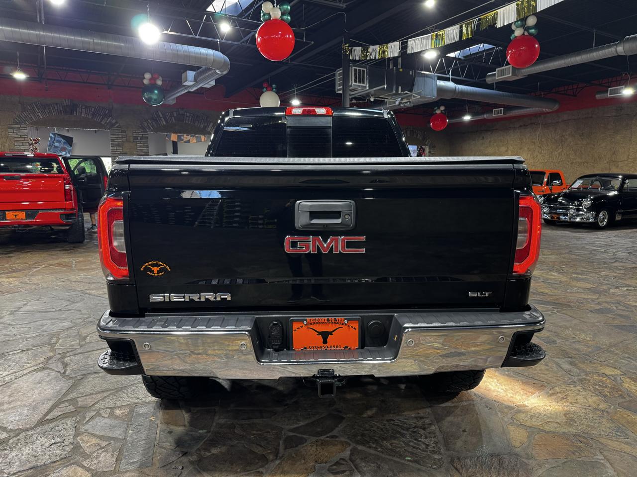 GMC Sierra 1500 4WD Crew Cab 143.5" SLT 2018