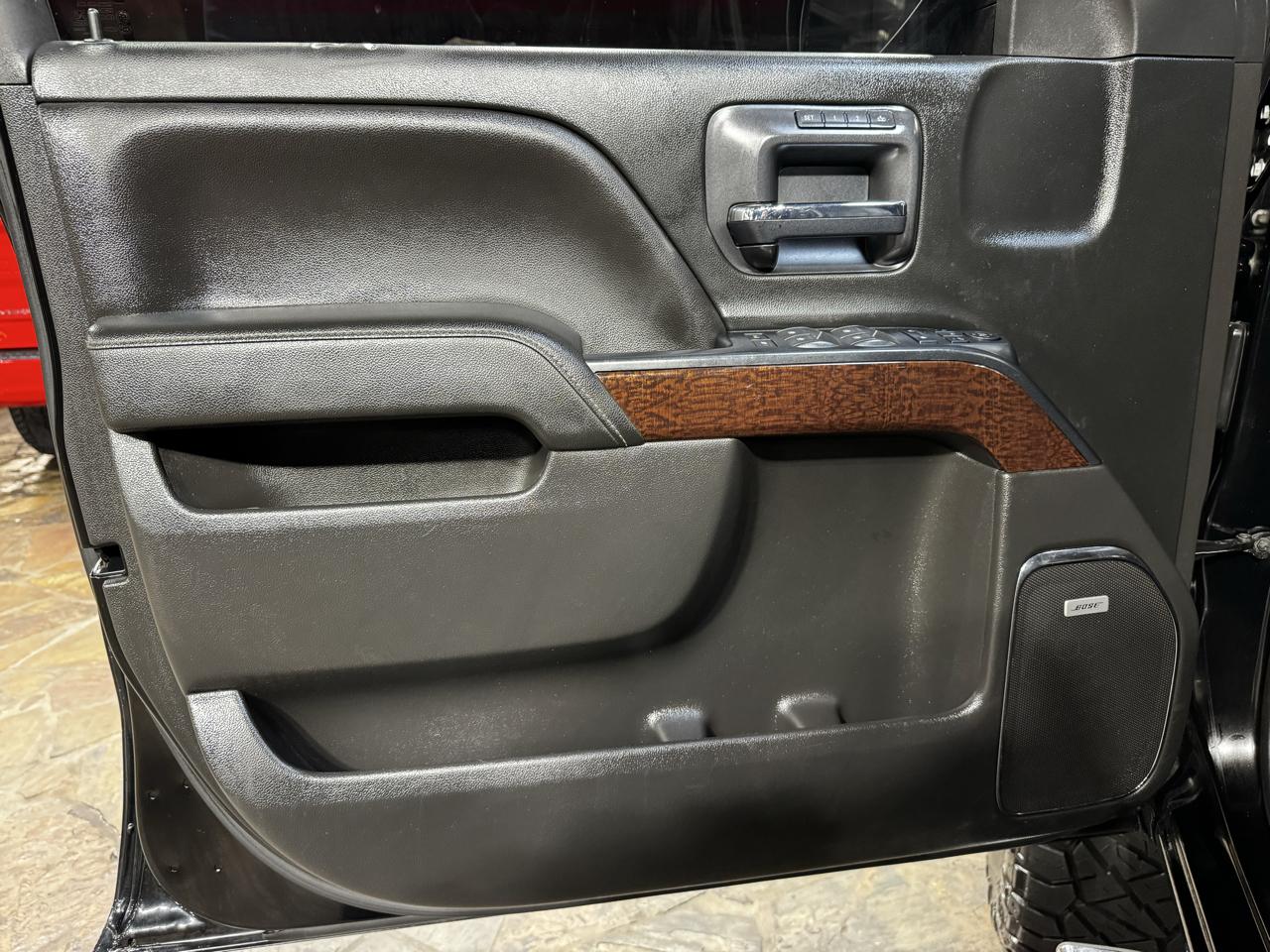 GMC Sierra 1500 4WD Crew Cab 143.5" SLT 2018