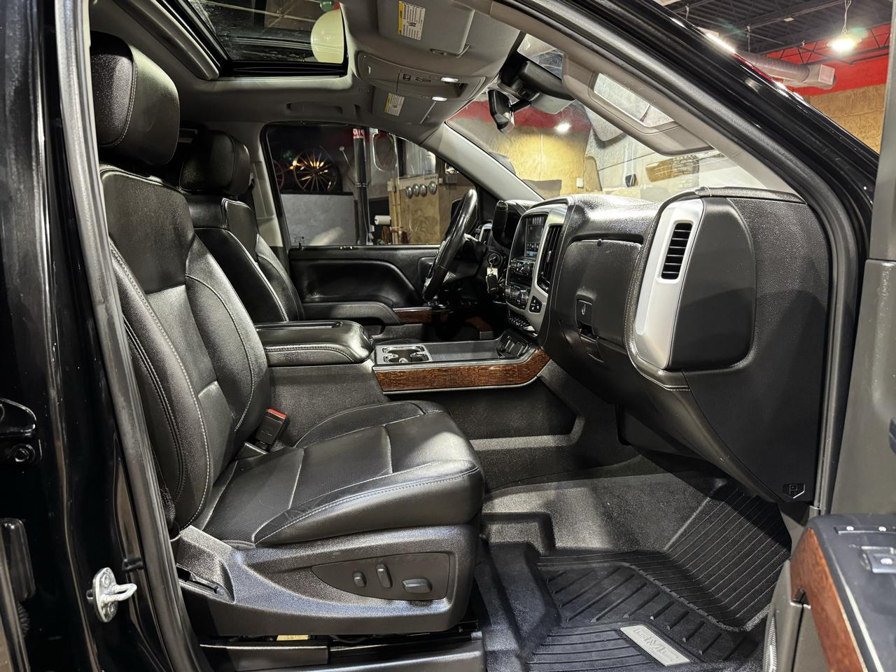 GMC Sierra 1500 4WD Crew Cab 143.5" SLT 2018