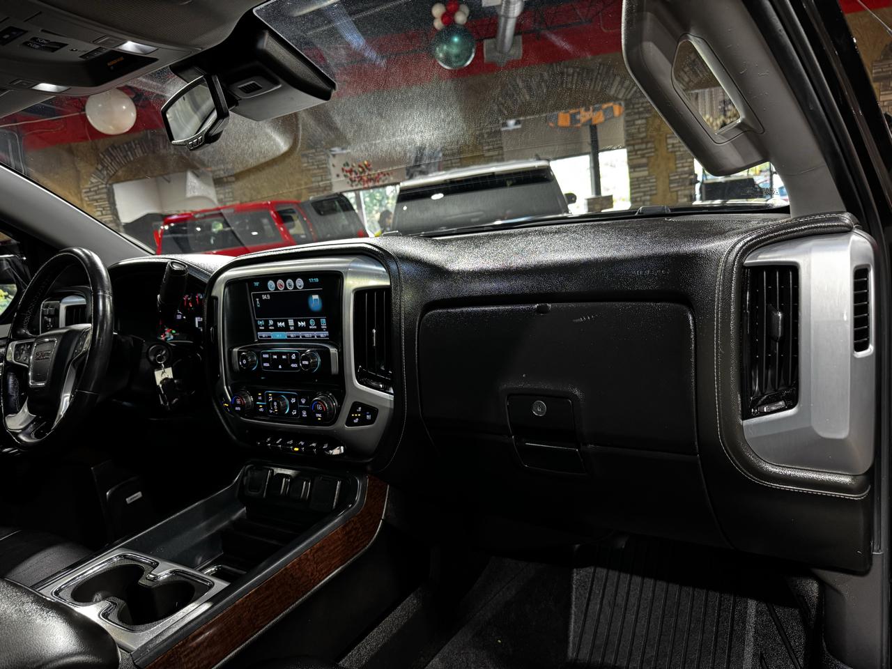 GMC Sierra 1500 4WD Crew Cab 143.5" SLT 2018