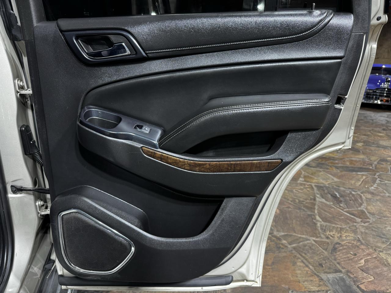 Chevrolet Tahoe 2WD 4dr LT 2015
