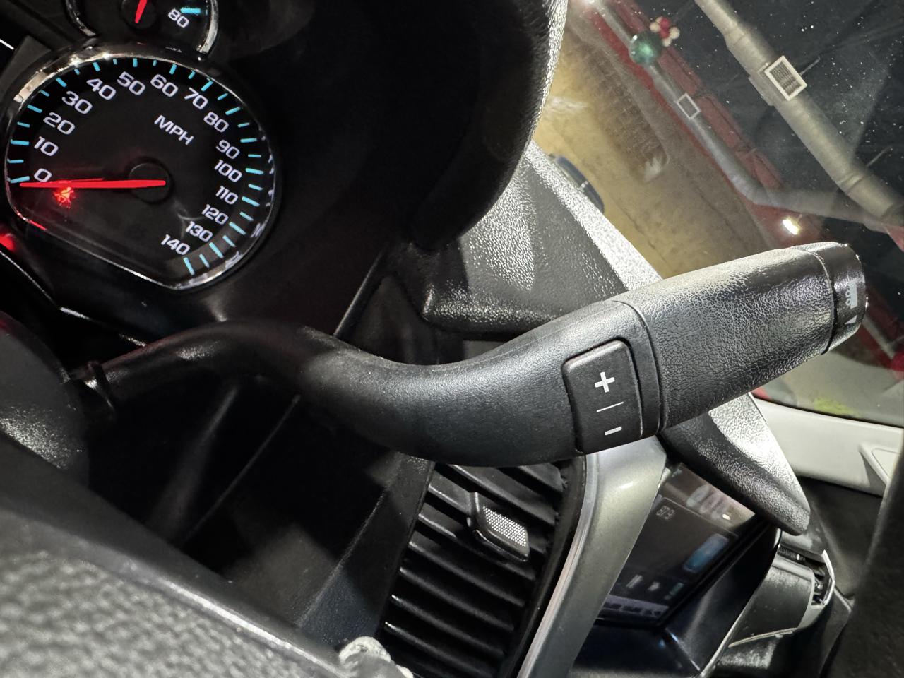 Chevrolet Tahoe 2WD 4dr LT 2015