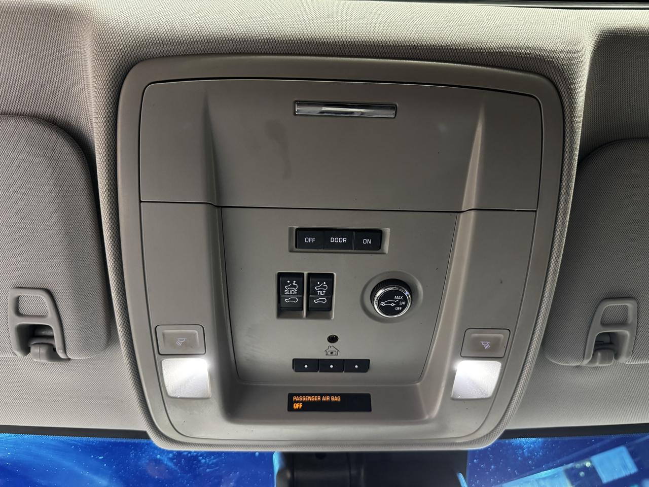 Chevrolet Tahoe 2WD 4dr LT 2015
