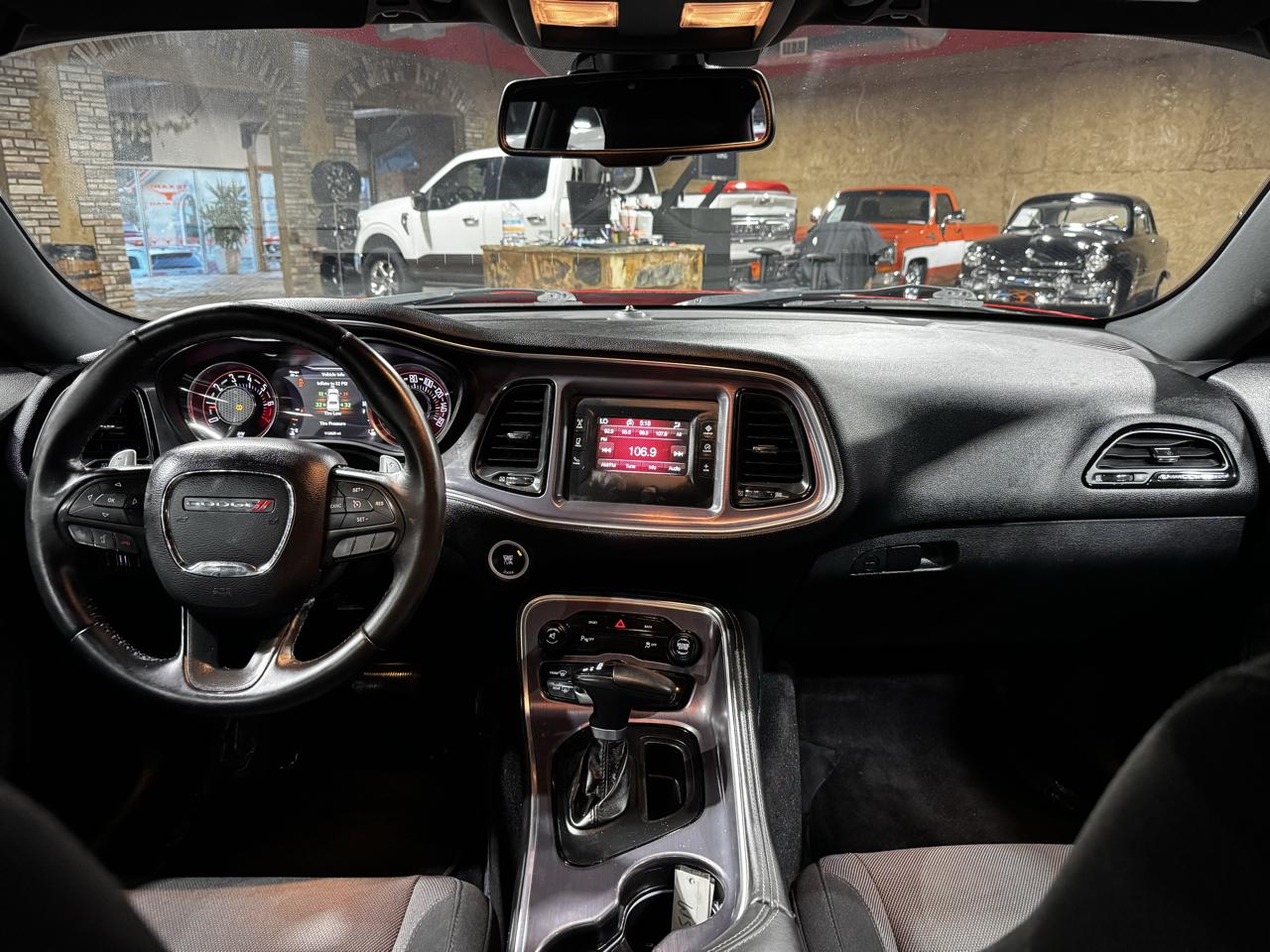 Dodge Challenger 2dr Cpe SXT 2016
