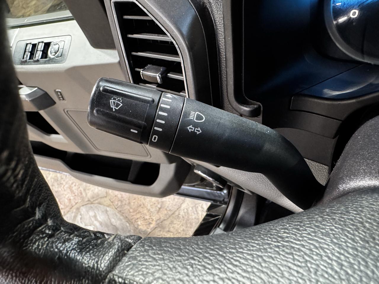 Ford F-150 XLT SuperCrew 5.5-ft. Bed 2WD 2018