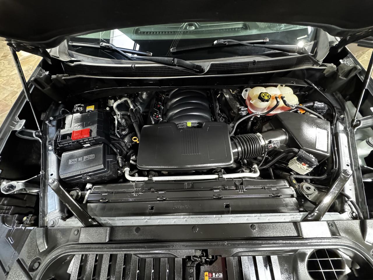 Chevrolet Silverado 1500 2WD Crew Cab 147" LTZ 2021