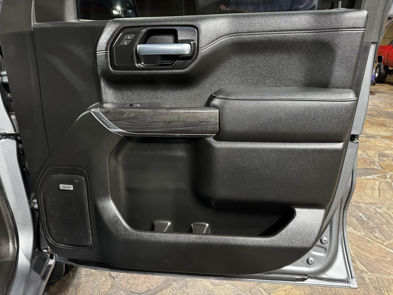 Chevrolet Silverado 1500 2WD Crew Cab 147" LTZ 2021