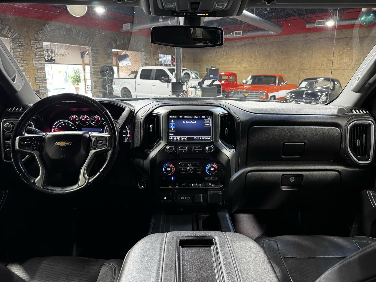 Chevrolet Silverado 1500 2WD Crew Cab 147" LTZ 2021