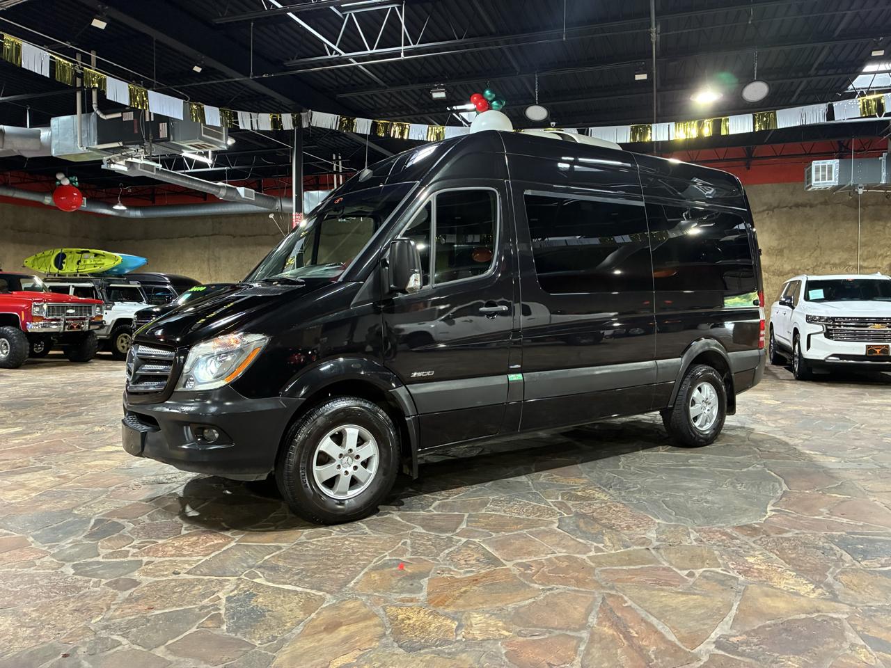Mercedes-Benz Sprinter Passenger Vans RWD 2500 144" 2016