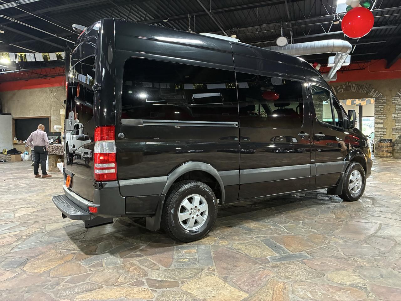 Mercedes-Benz Sprinter Passenger Vans RWD 2500 144" 2016