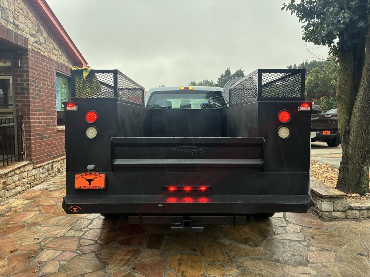 Ford Super Duty F-450 DRW 4WD SuperCab 186" WB 84" CA XLT 2015