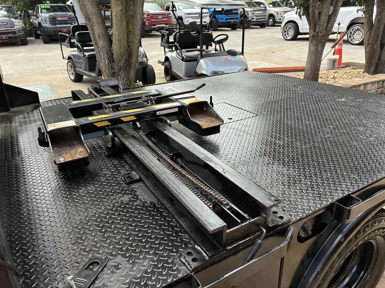 RAM 3500 Chassis Cab Tradesman 4WD Crew Cab 60" CA 172.4" WB 2023