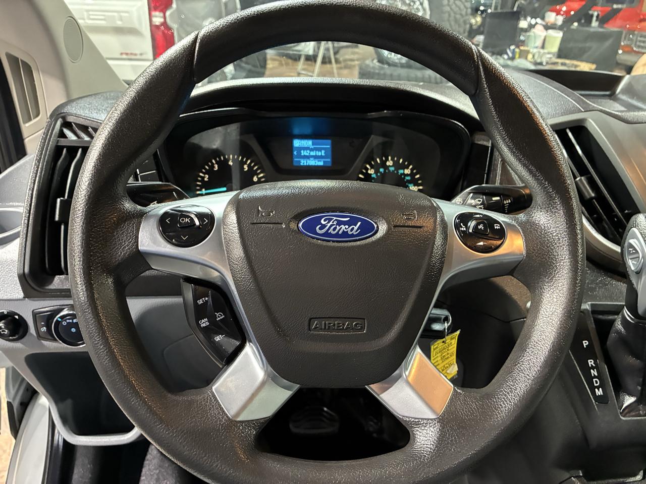 Ford Transit Van T-250 148" Med Rf 9000 GVWR Sliding RH Dr 2018