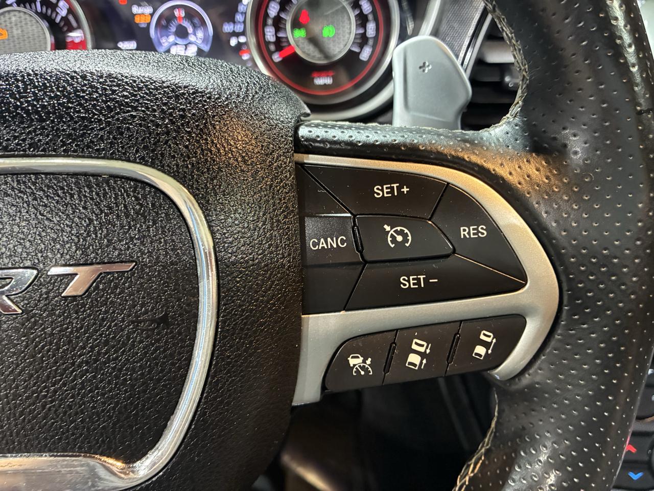 Dodge Challenger 2dr Cpe SRT 392 2015