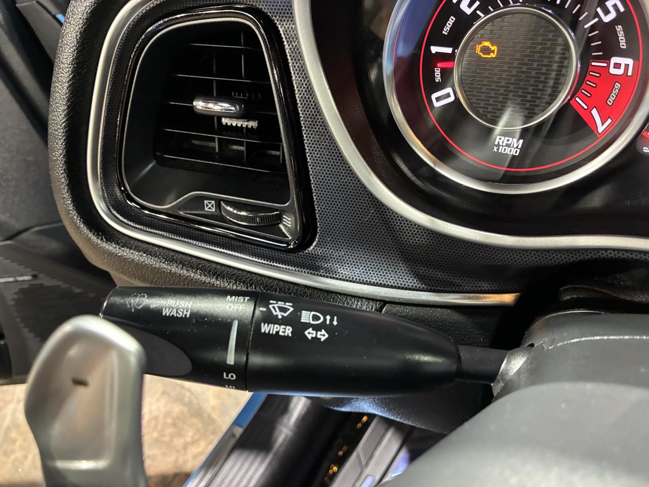 Dodge Challenger 2dr Cpe SRT 392 2015