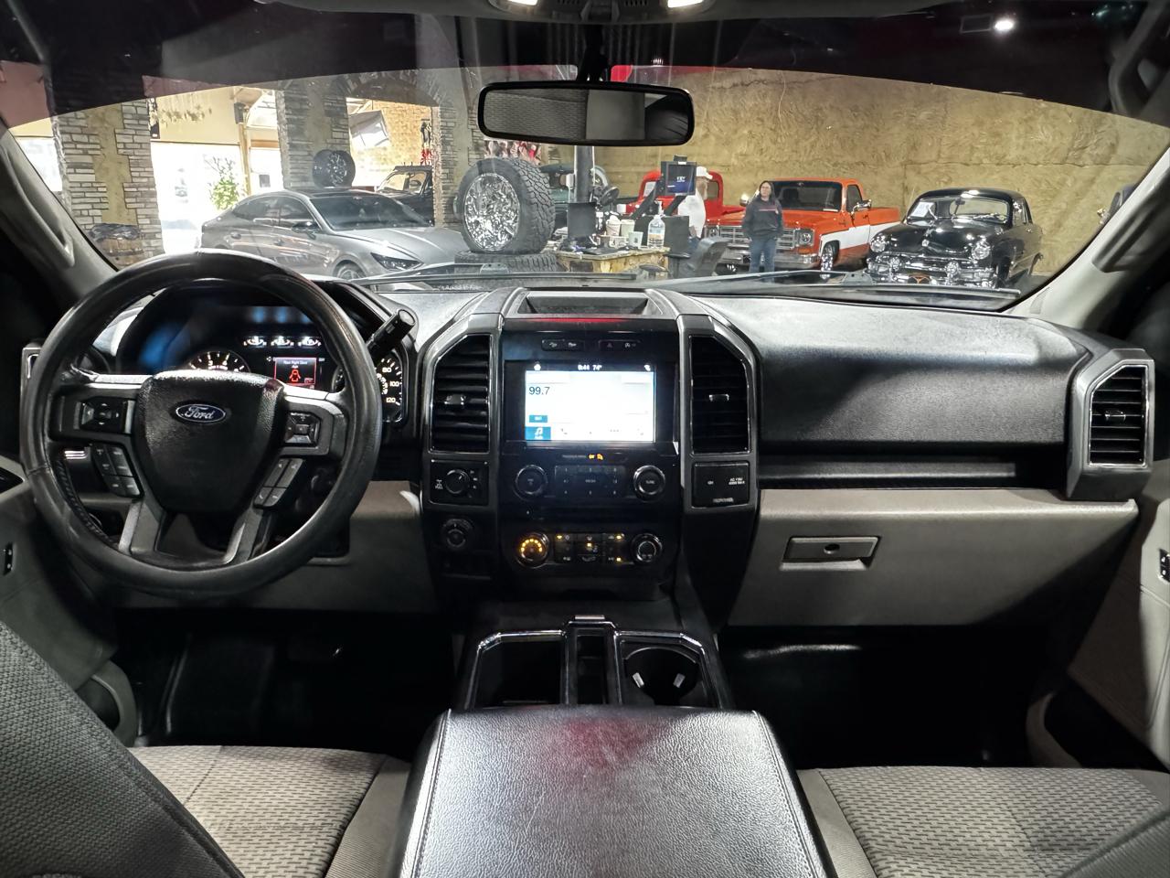 Ford F-150 XLT 4WD SuperCrew 5.5' Box 2018