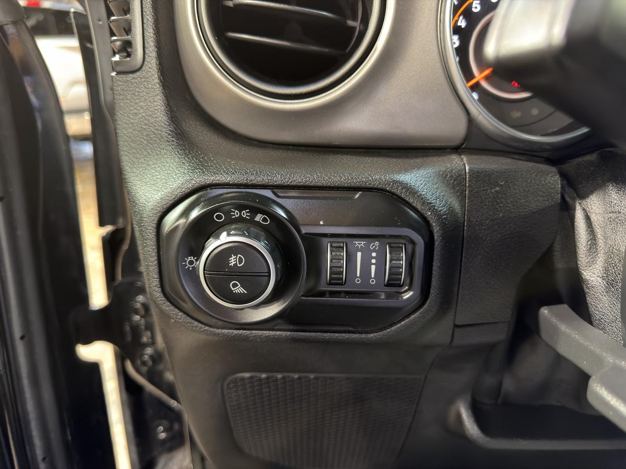 Jeep Gladiator Sport 4x4 2020