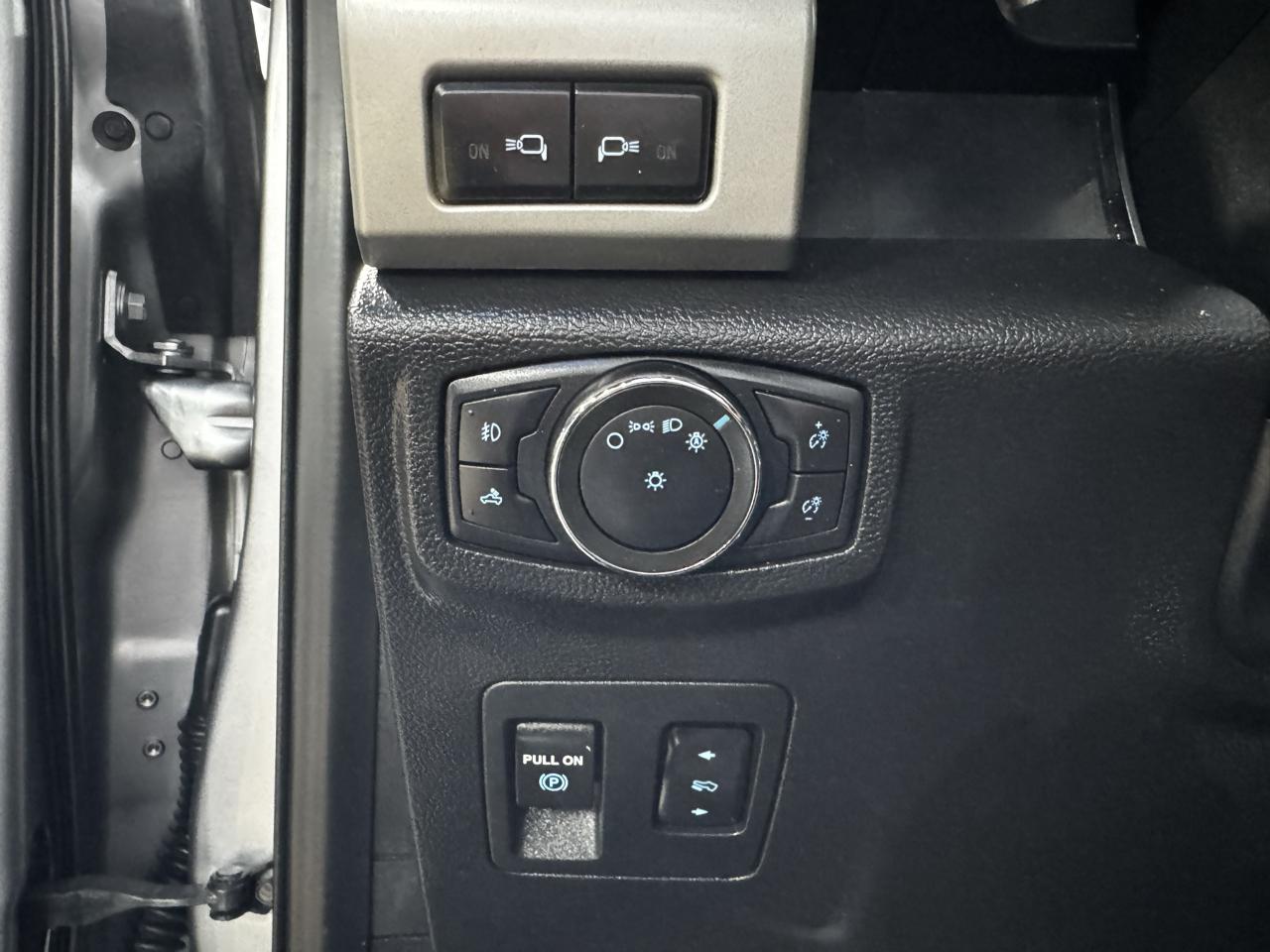 Ford F-150 Lariat 4WD SuperCrew 5.5' Box 2020
