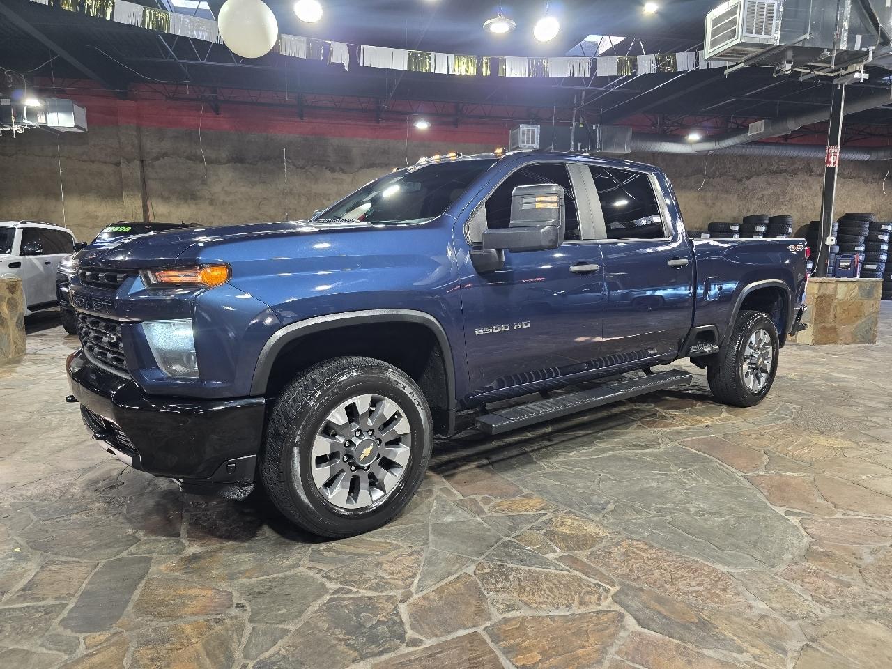 Chevrolet Silverado 2500HD 4WD Crew Cab 159" Custom 2022