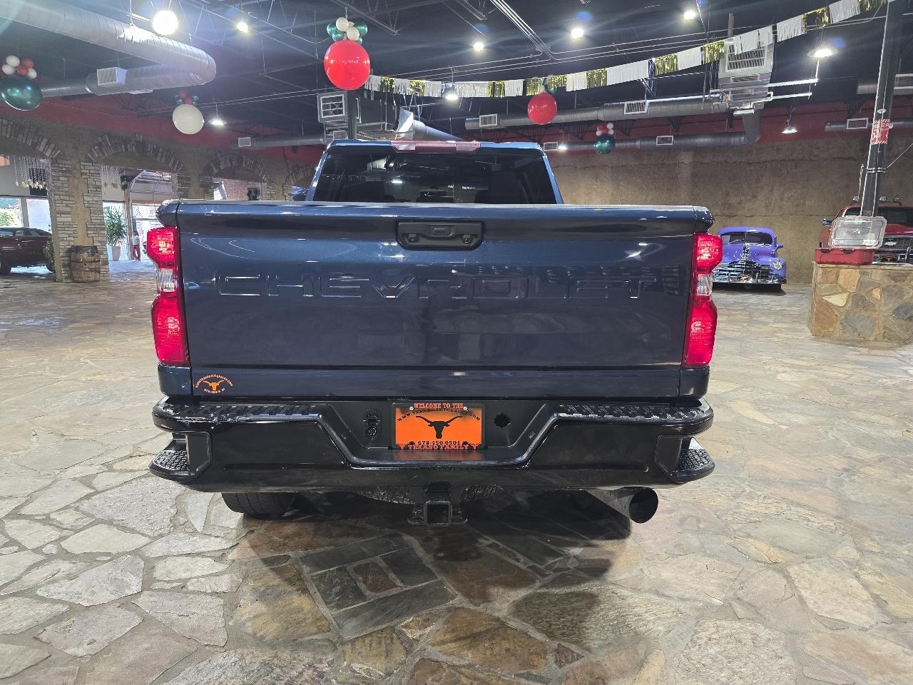 Chevrolet Silverado 2500HD 4WD Crew Cab 159" Custom 2022