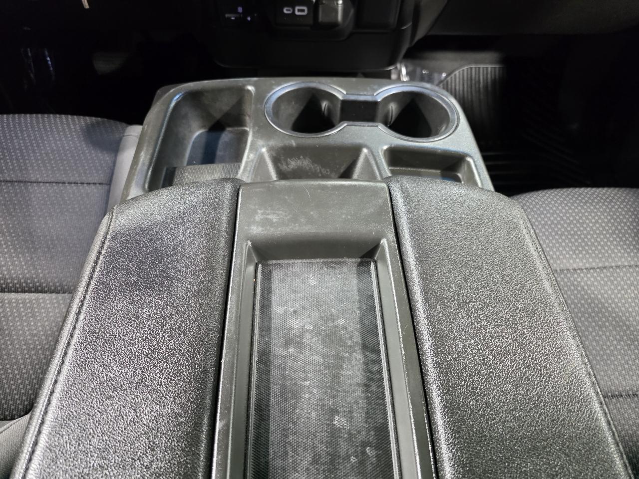 Chevrolet Silverado 2500HD 4WD Crew Cab 159" Custom 2022