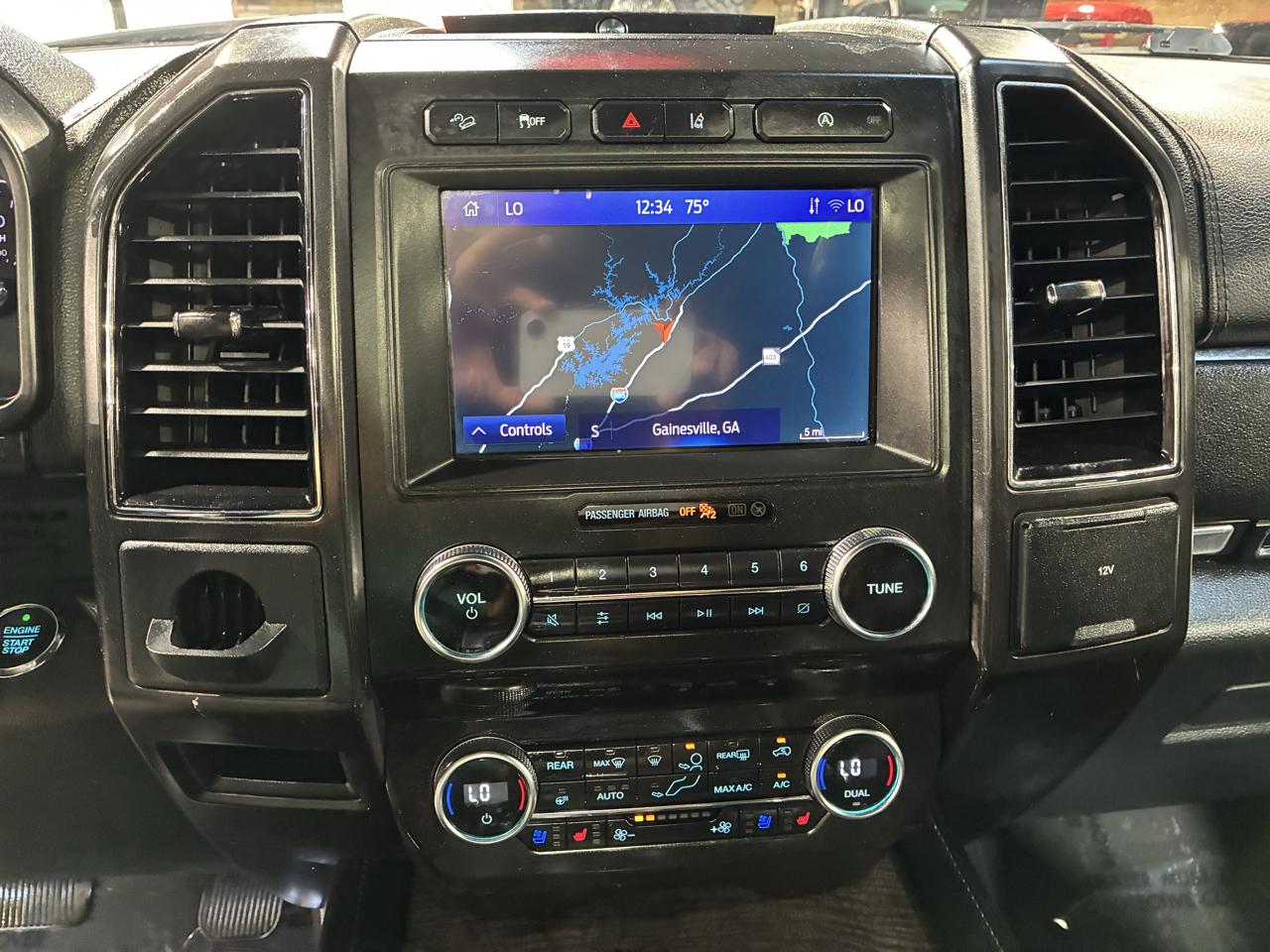 Ford Expedition MAX photo 17