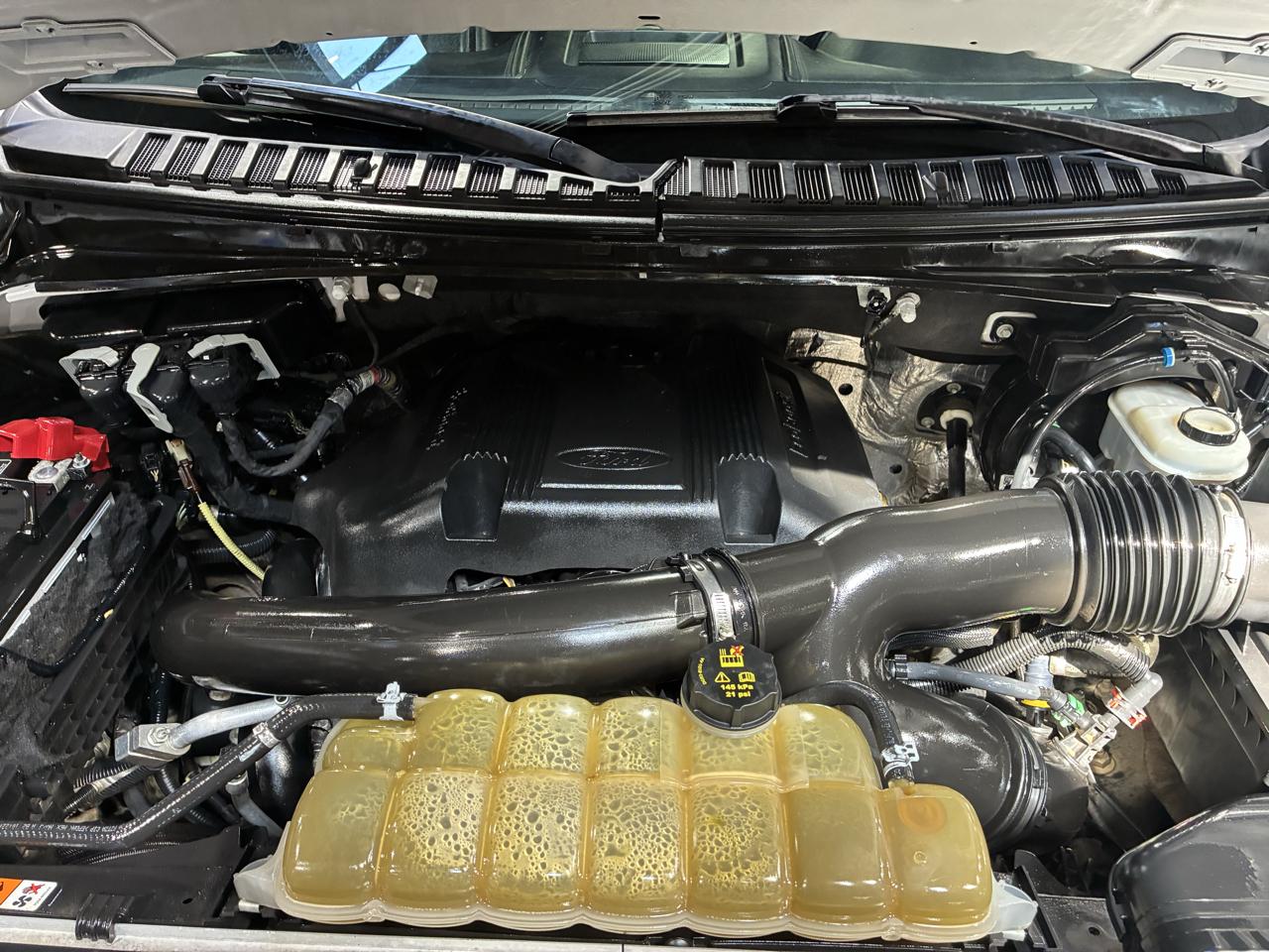 Ford Expedition MAX photo 3